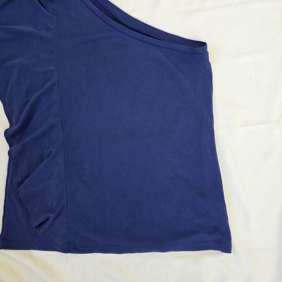 ✨ Mossimo One-Shoulder Ruffle Sleeve Top – Indigo – Size Small ✨ - Picture 5 of 12
